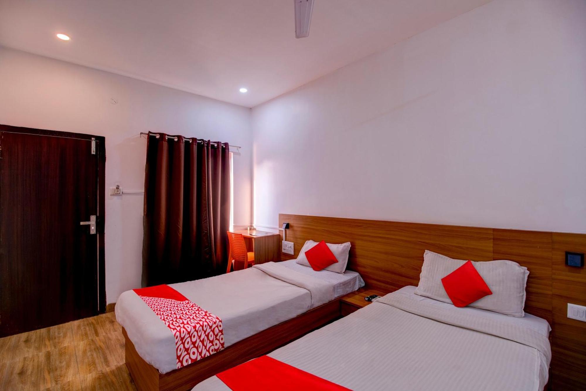 Hotel O Hill View Residency Near Aca Stadium Guwahati Exterior foto